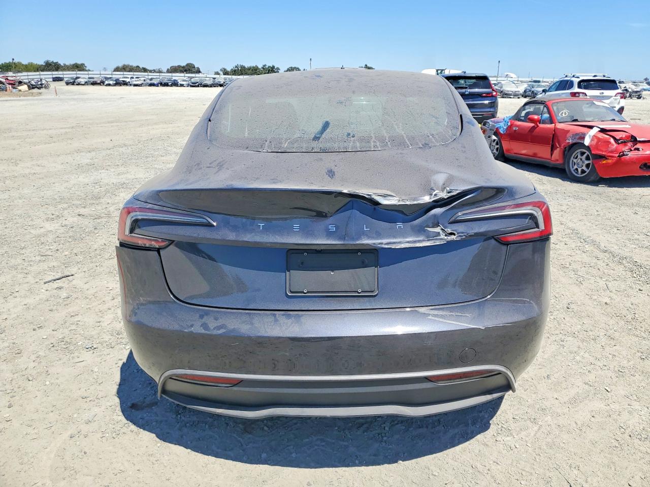 2025 TESLA MODEL 3