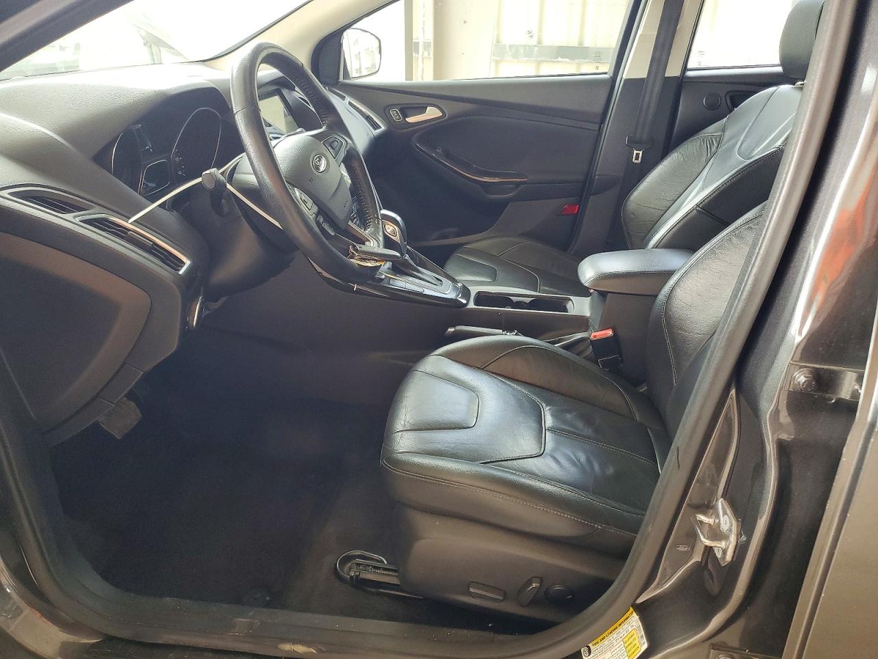 2017 FORD FOCUS