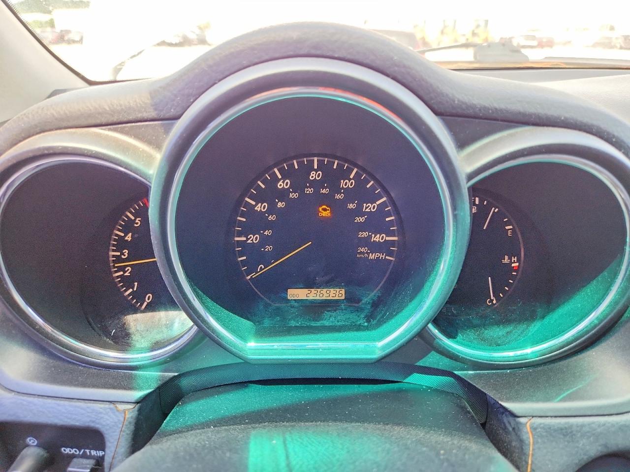 2004 LEXUS RX330