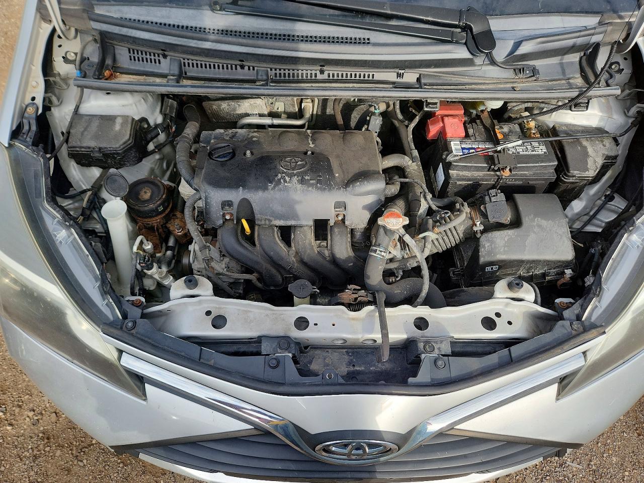 2016 TOYOTA YARIS