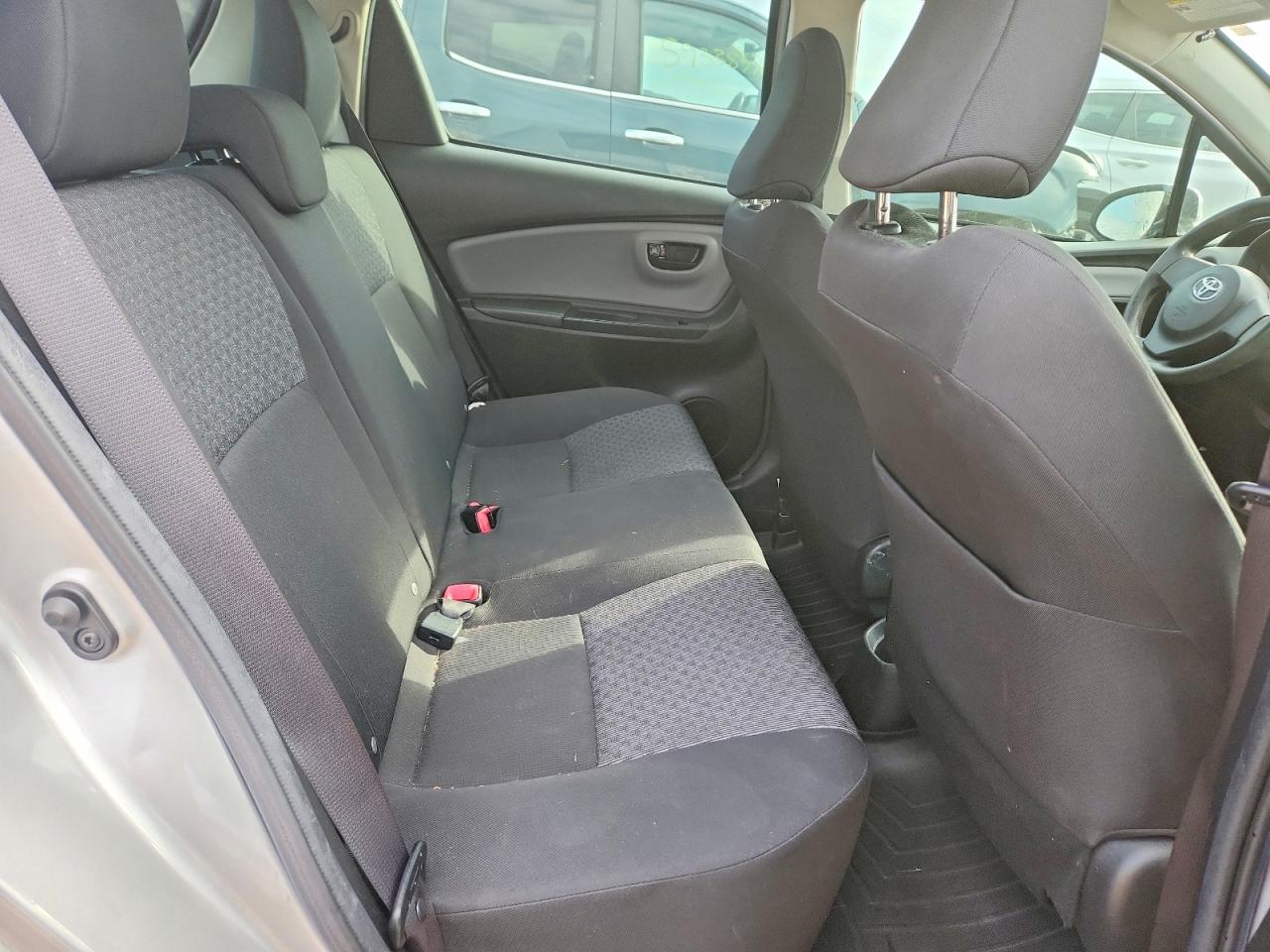 2016 TOYOTA YARIS