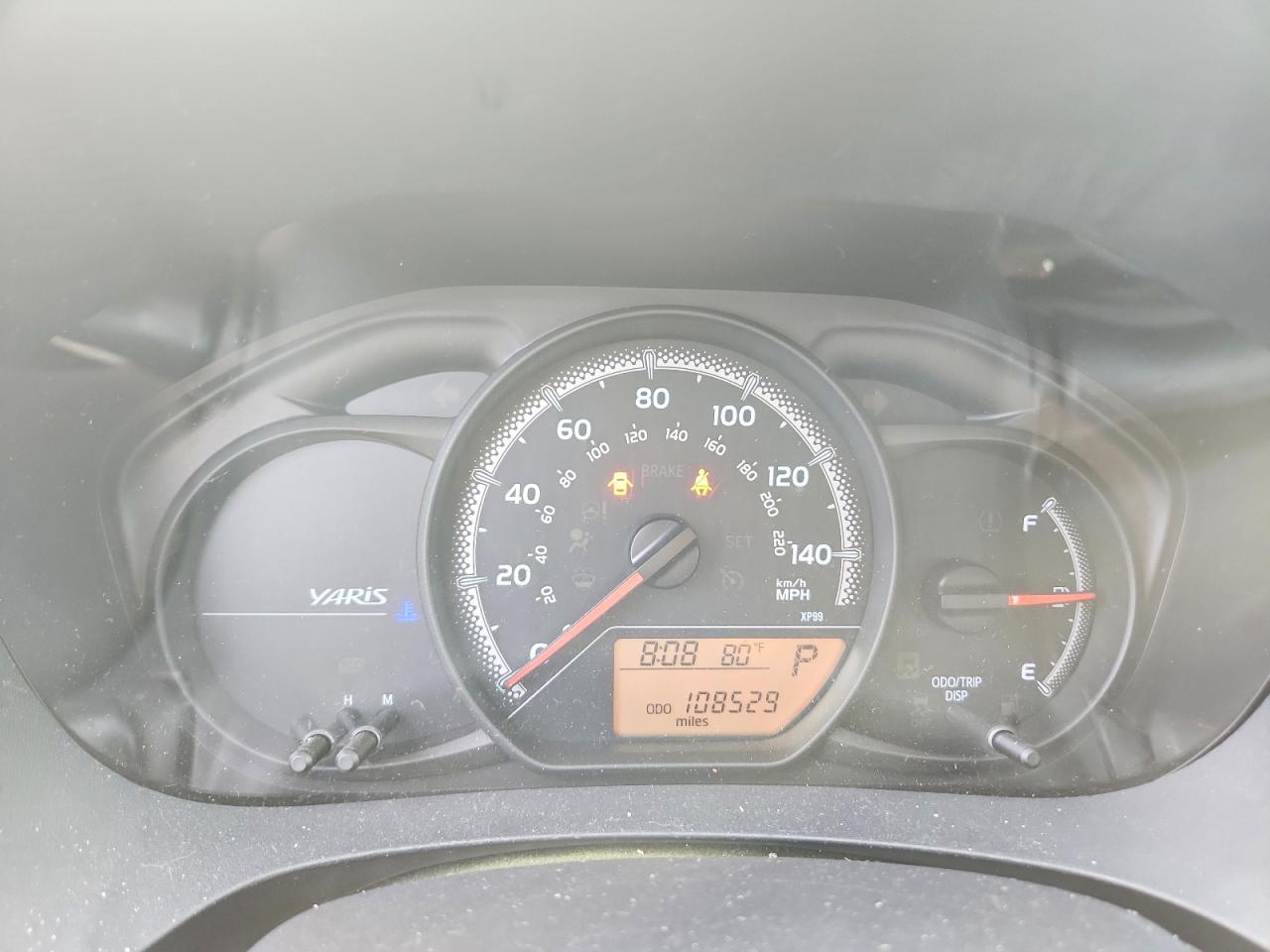 2016 TOYOTA YARIS