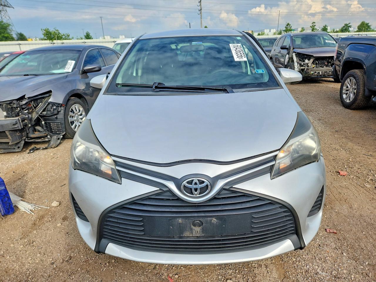 2016 TOYOTA YARIS