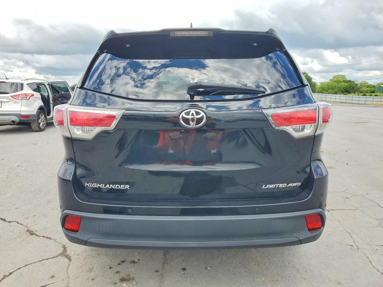 2014 TOYOTA HIGHLANDER
