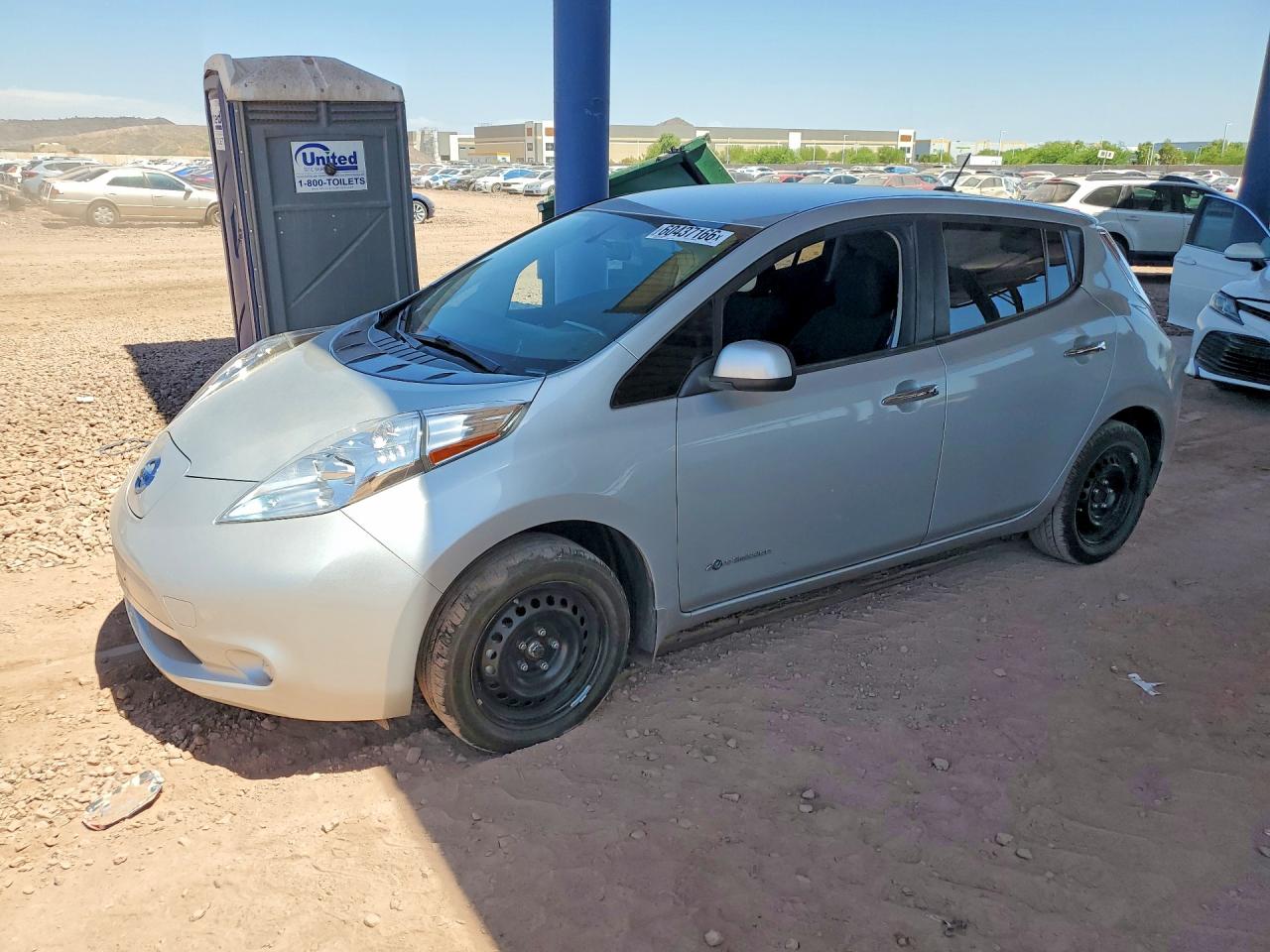 2017 NISSAN LEAF