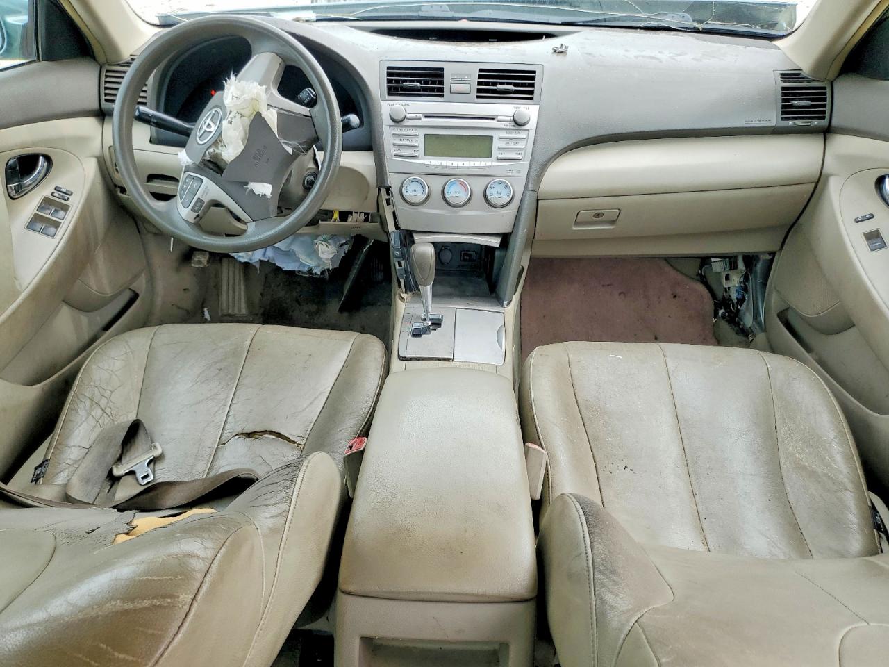 2010 TOYOTA CAMRY