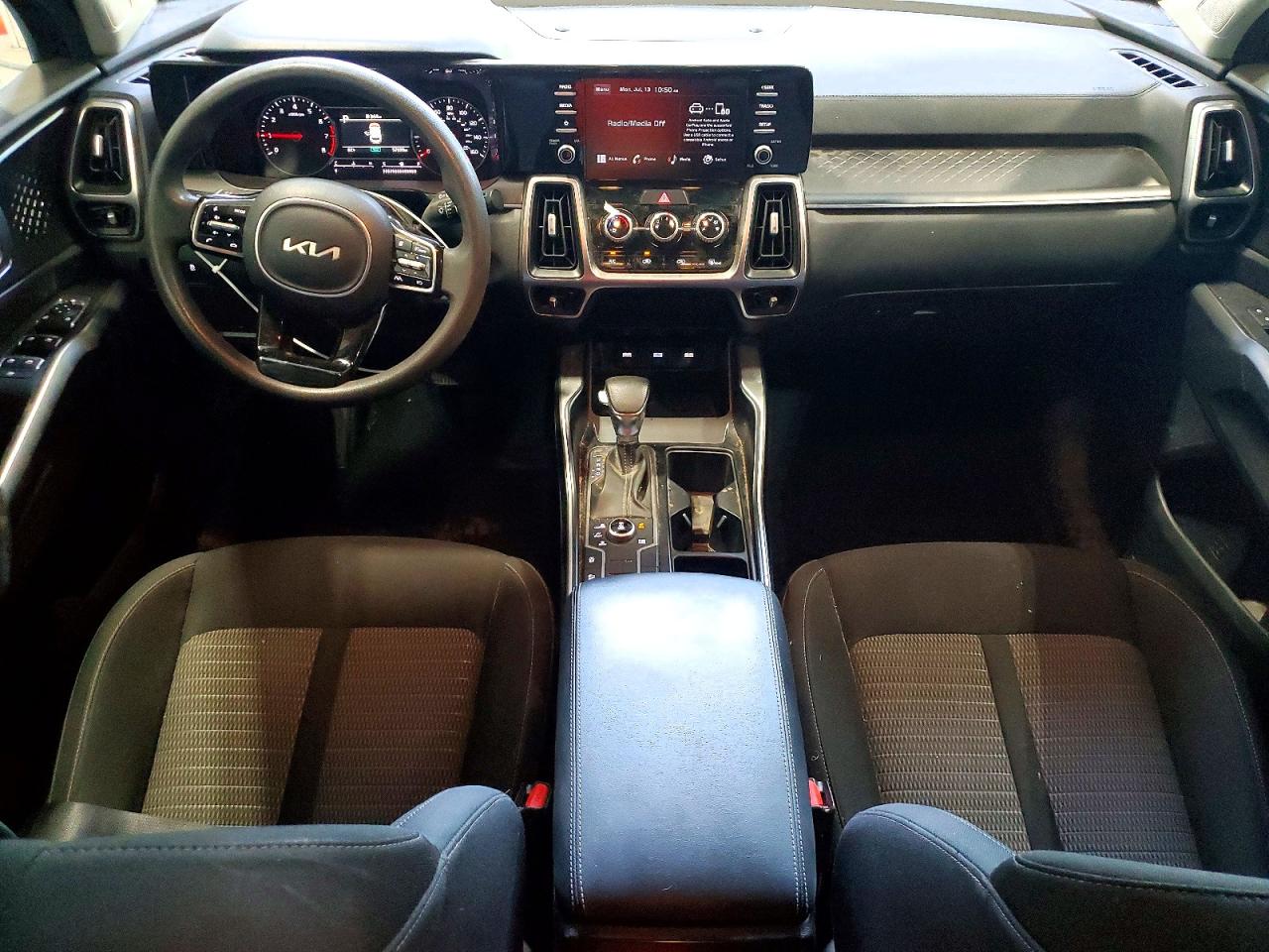 2022 KIA SORENTO