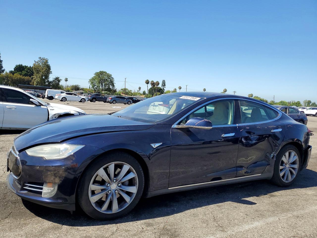 2015 TESLA MODEL S