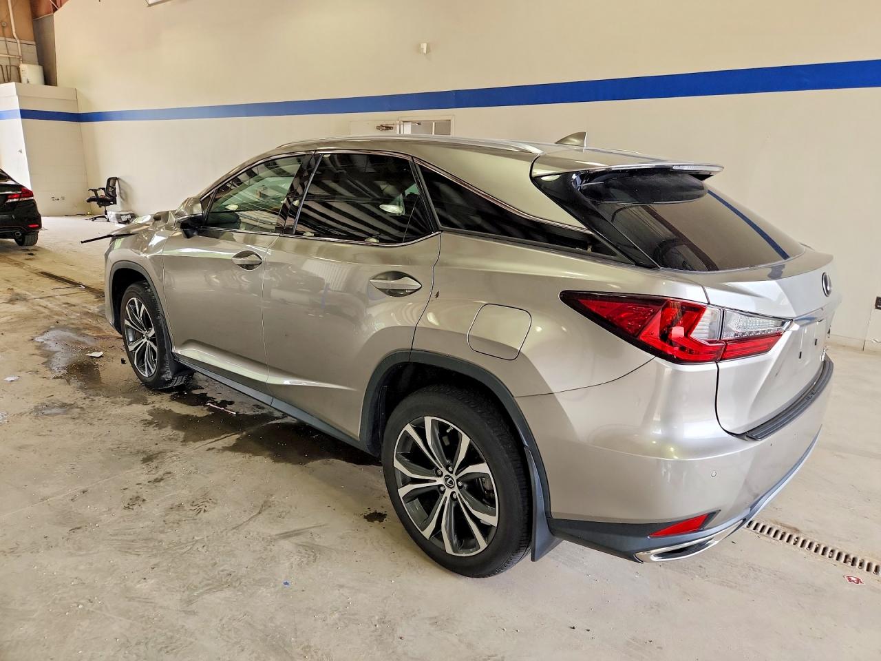 2021 LEXUS ES250