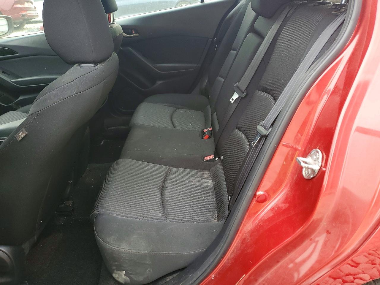 2016 MAZDA 3