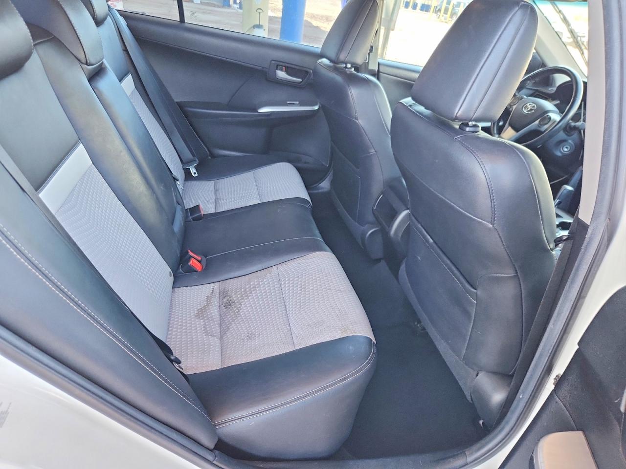 2014 TOYOTA CAMRY