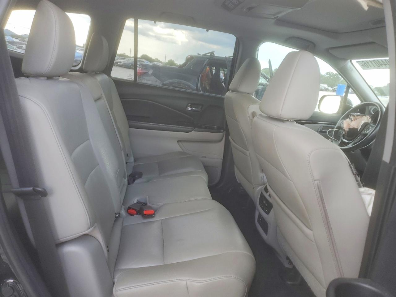 2016 HONDA PILOT