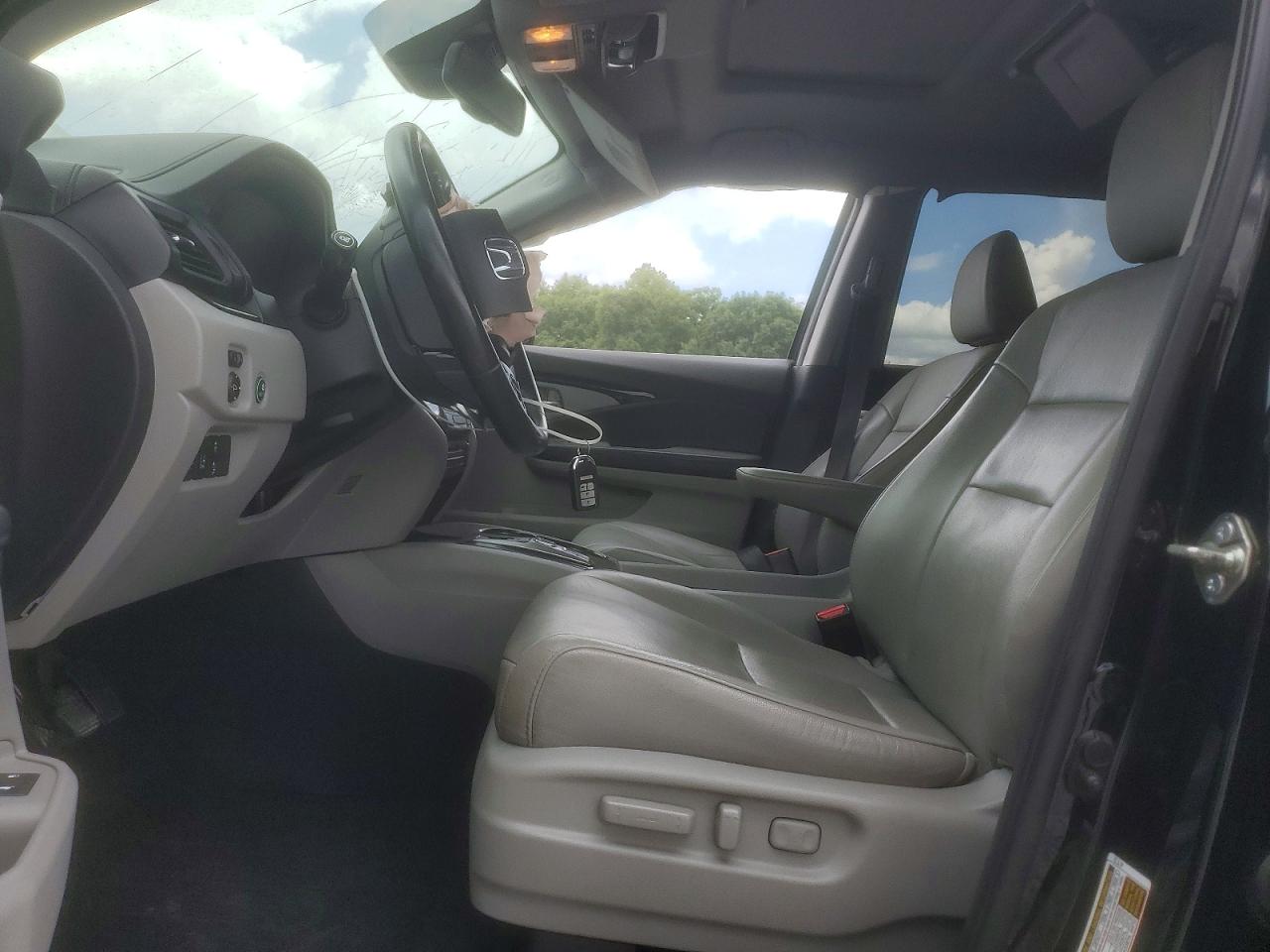 2016 HONDA PILOT