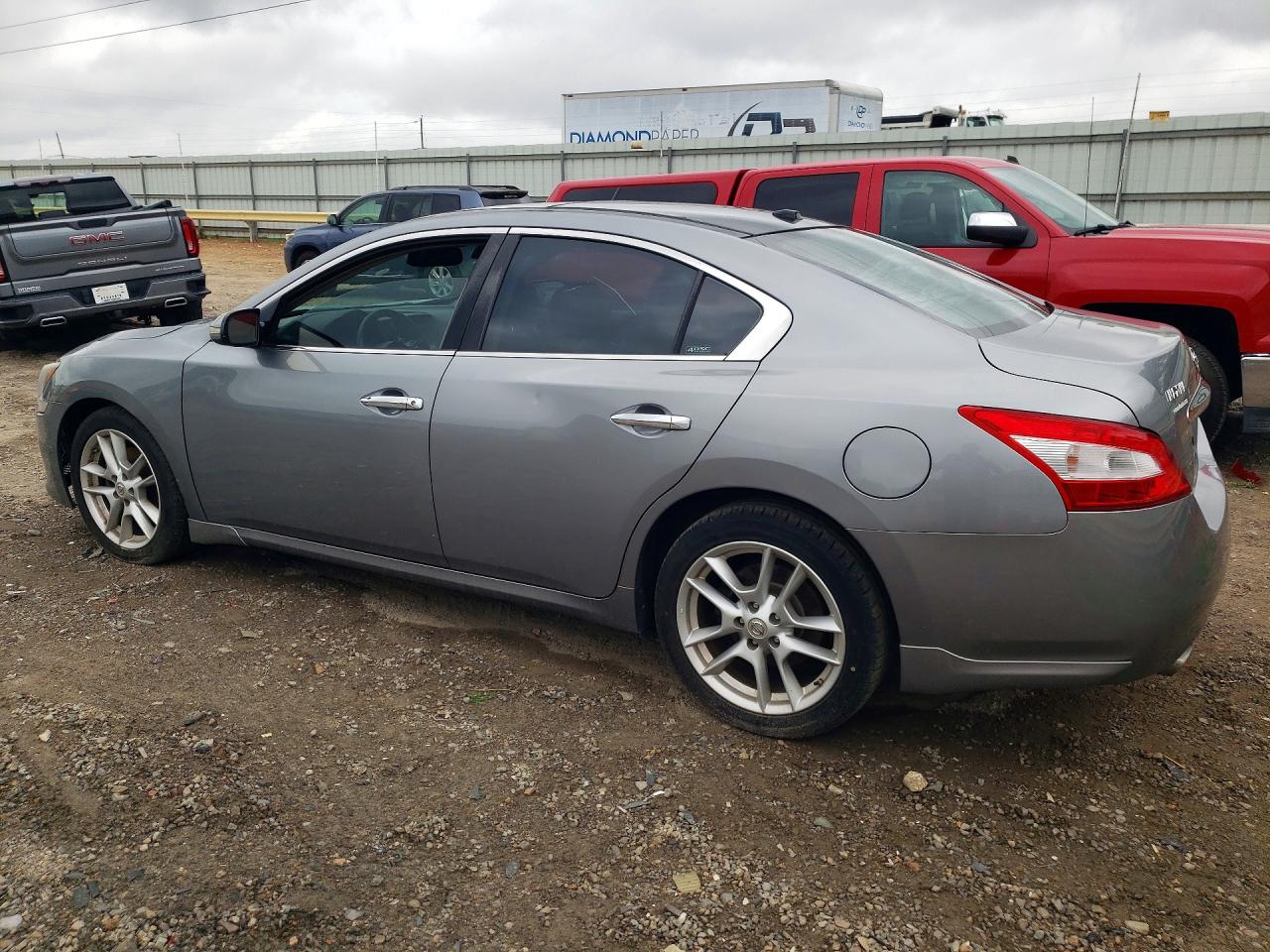2009 NISSAN MAXIMA