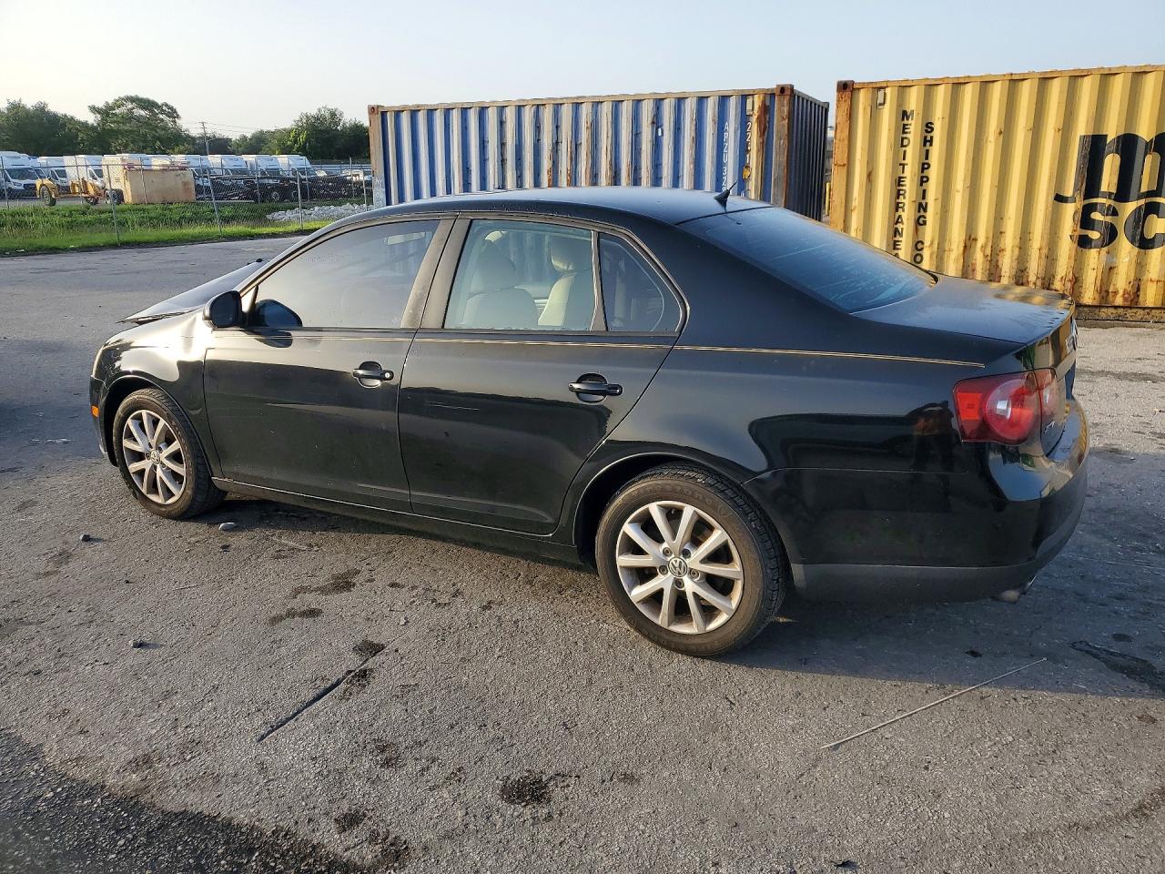 2010 VOLKSWAGEN JETTA