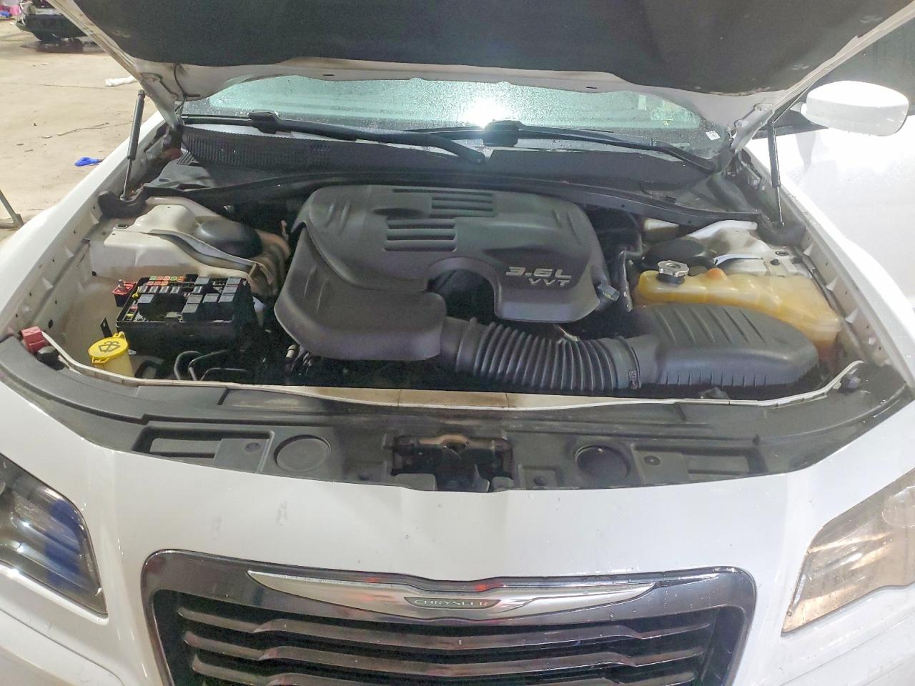 2014 CHRYSLER 300
