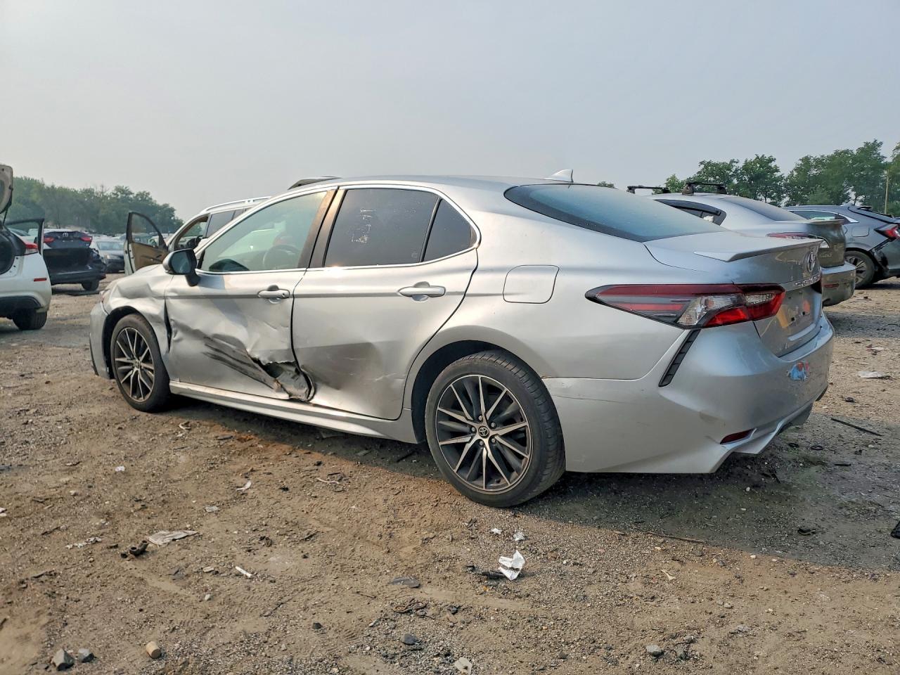 2022 TOYOTA CAMRY