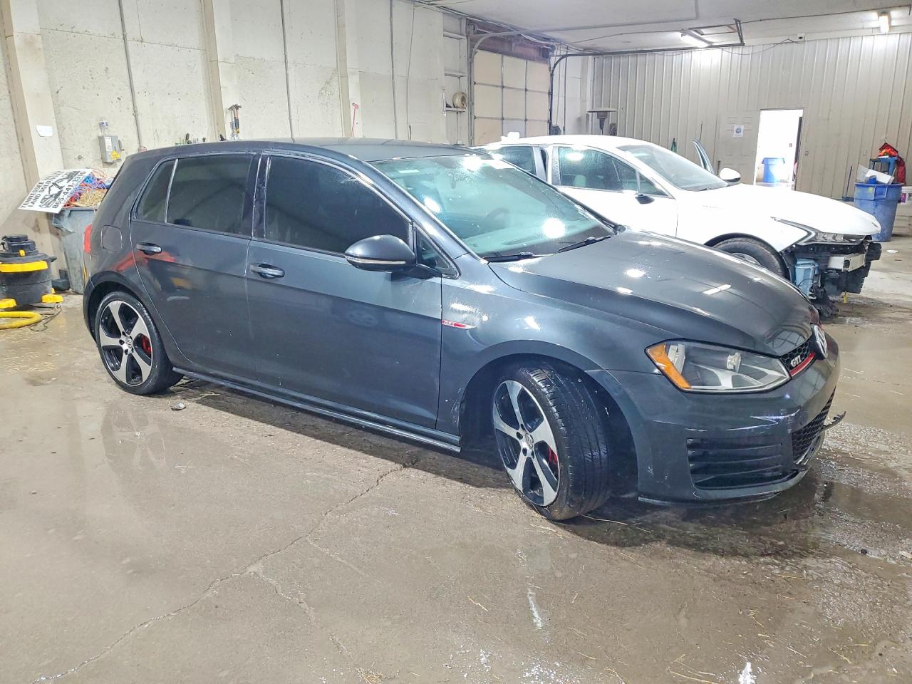 2017 VOLKSWAGEN GTI