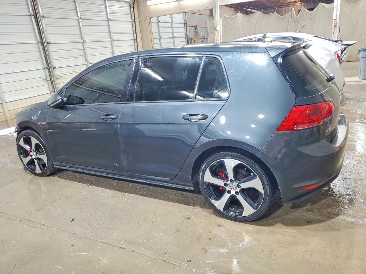 2017 VOLKSWAGEN GTI