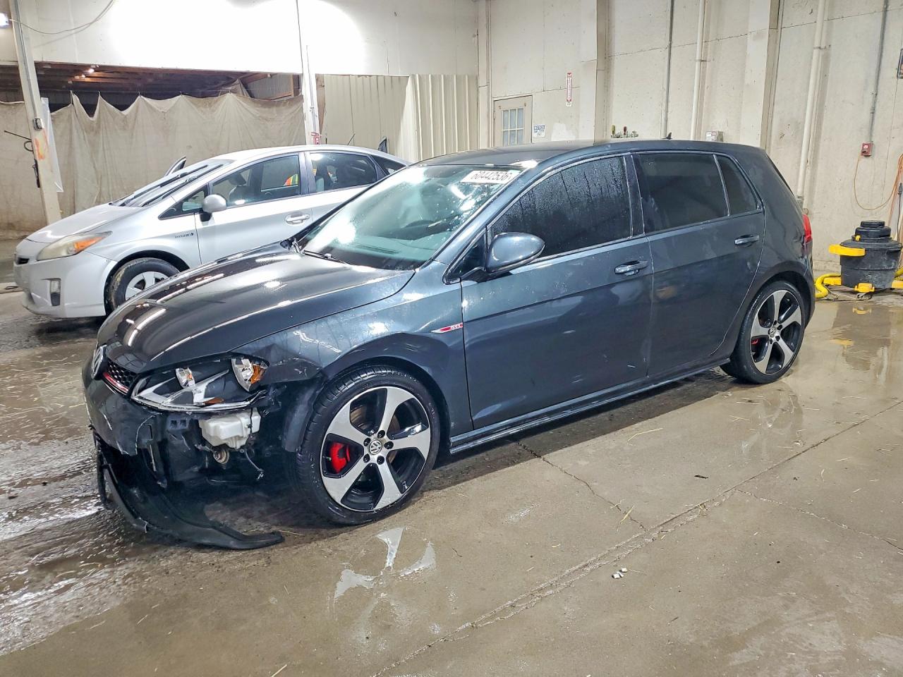 2017 VOLKSWAGEN GTI