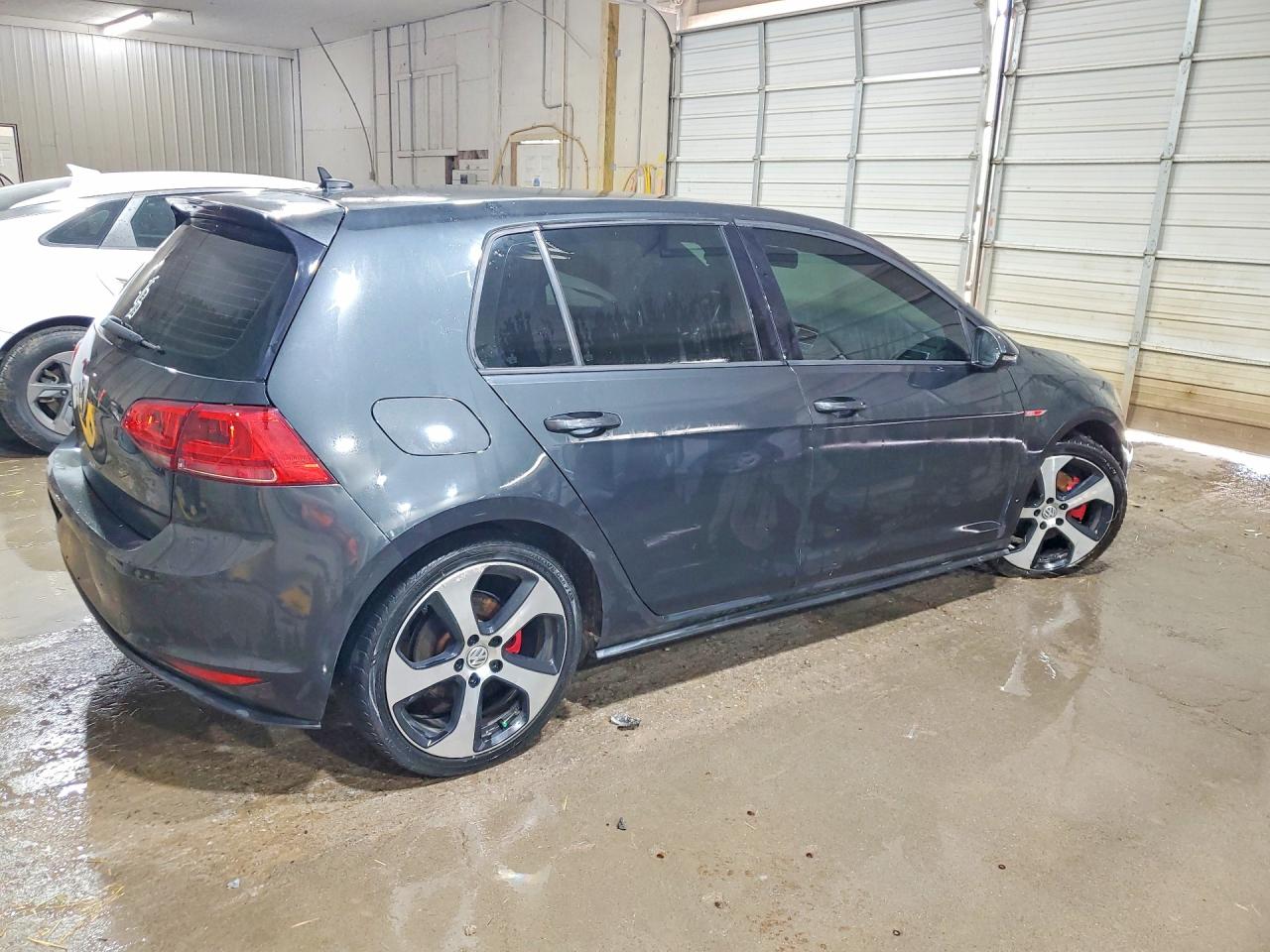 2017 VOLKSWAGEN GTI