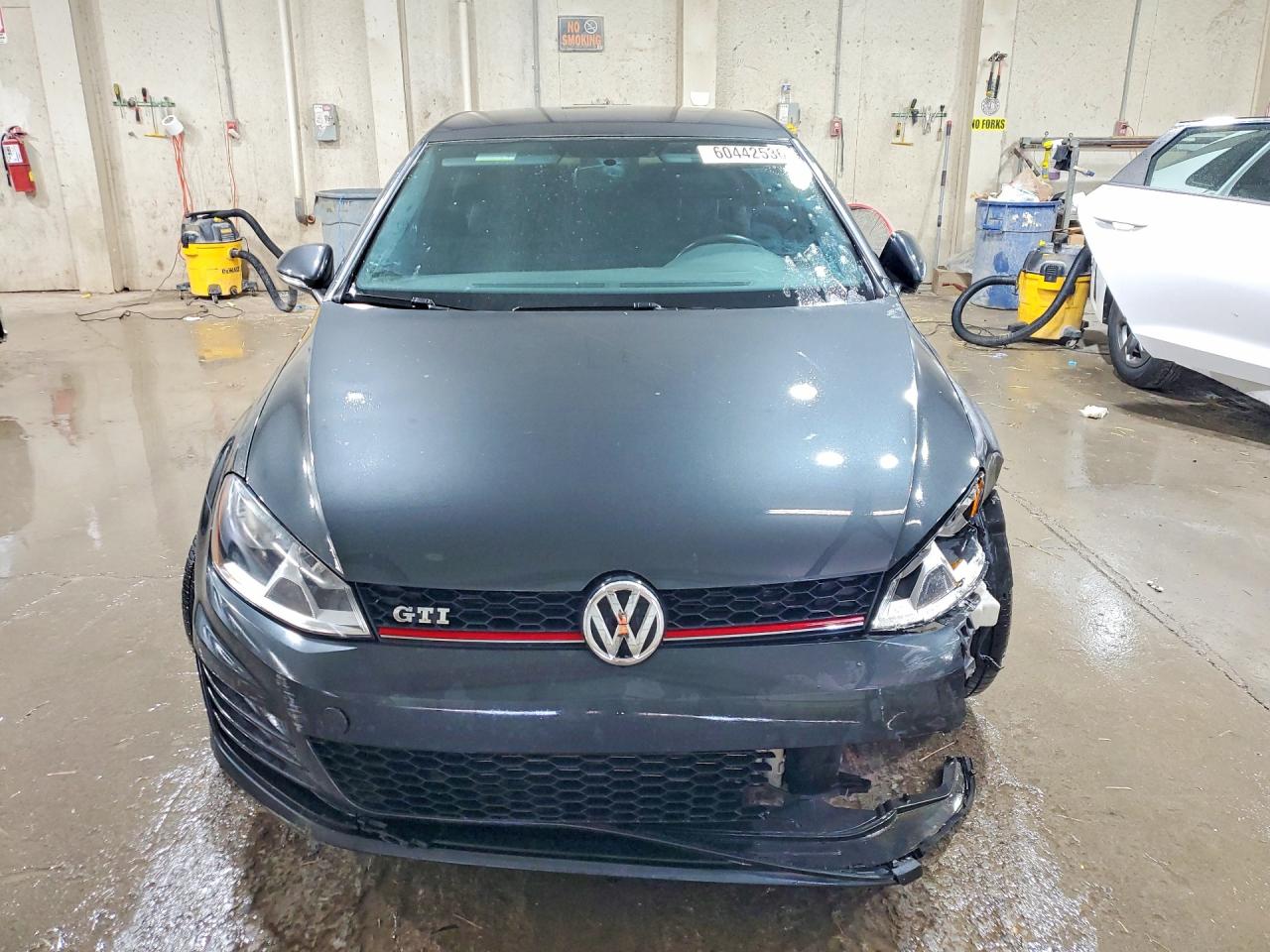 2017 VOLKSWAGEN GTI