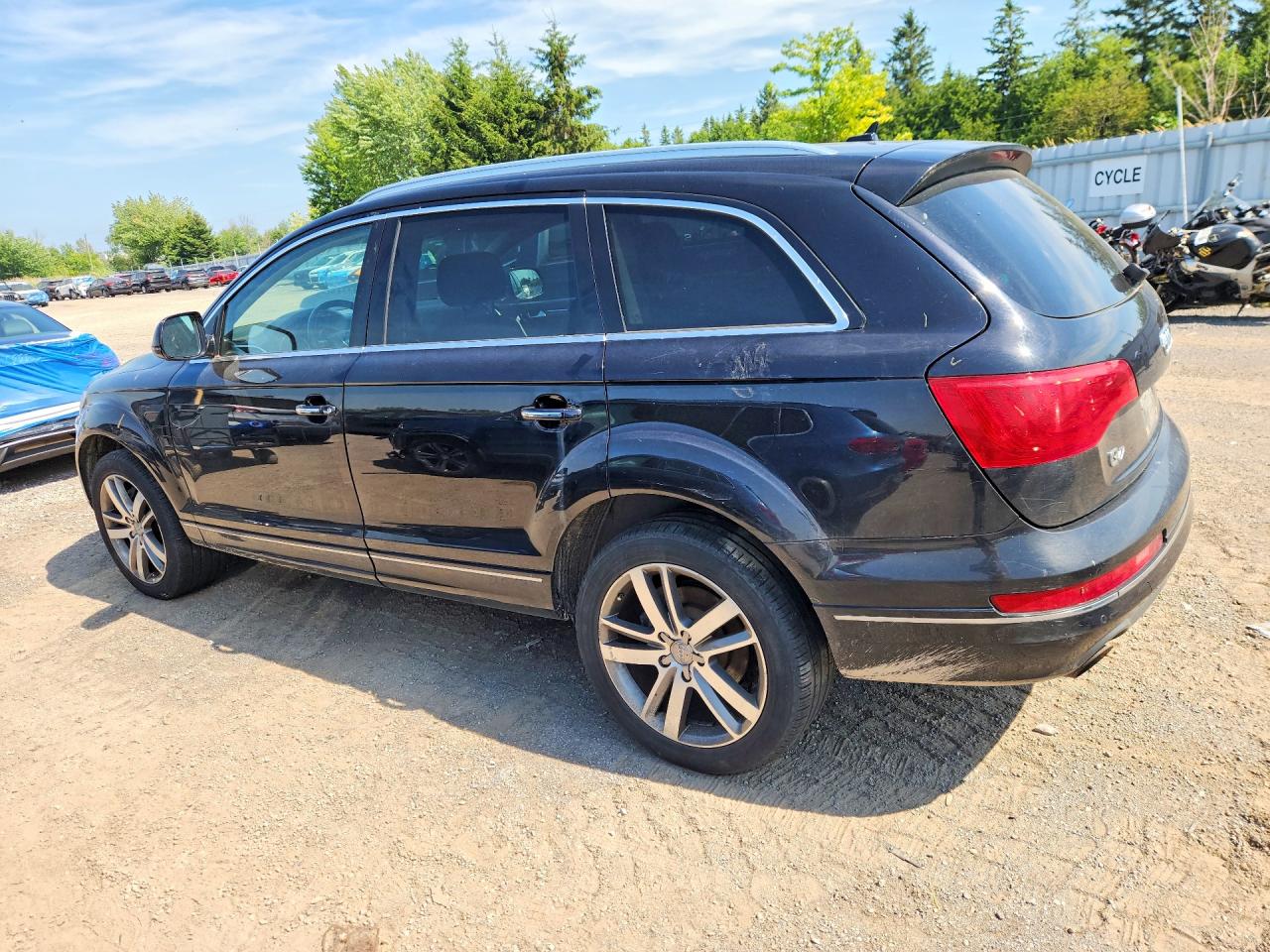 2012 AUDI Q7