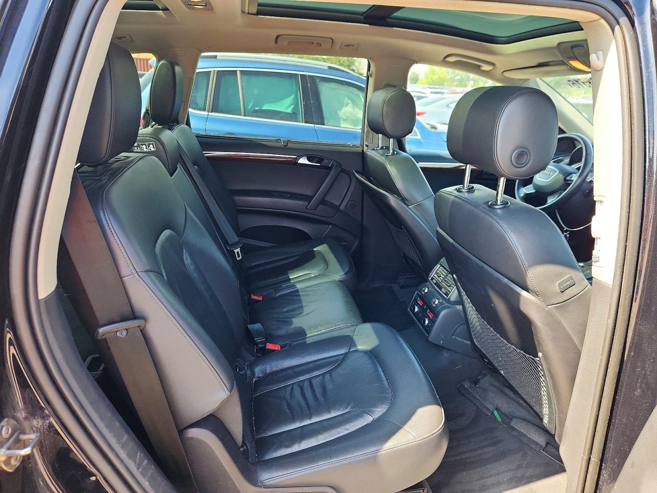 2012 AUDI Q7