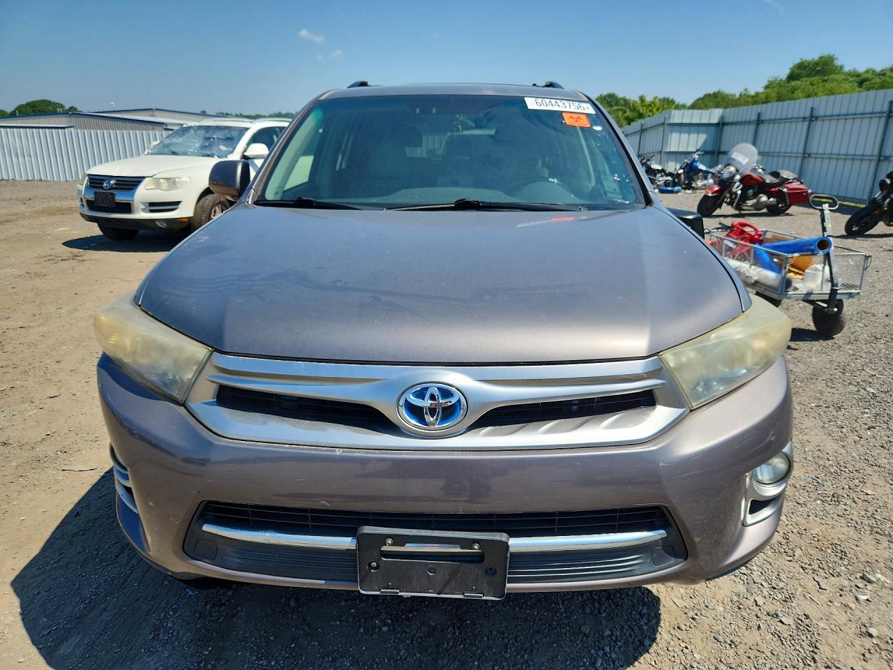 2011 TOYOTA HIGHLANDER