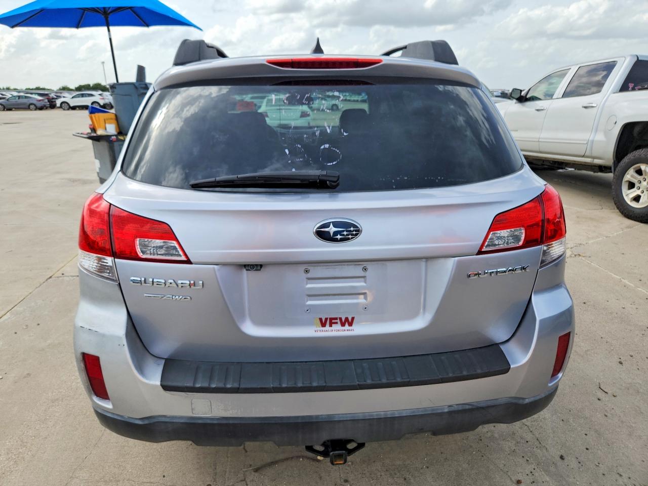 2012 SUBARU OUTBACK