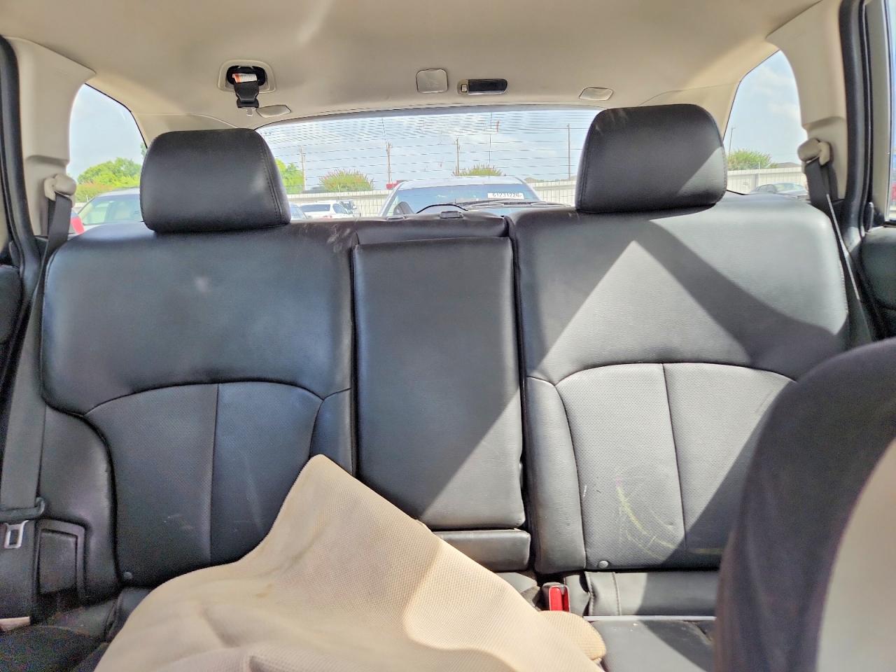 2012 SUBARU OUTBACK