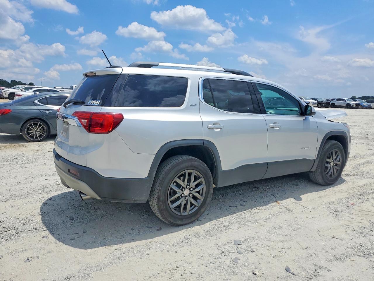 2017 GMC ACADIA