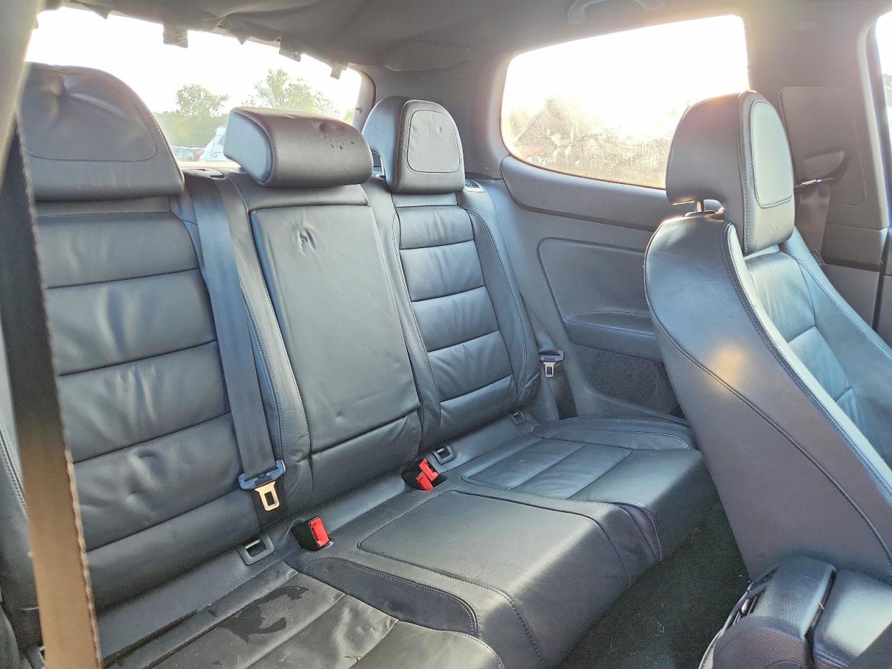 2008 VOLKSWAGEN R32