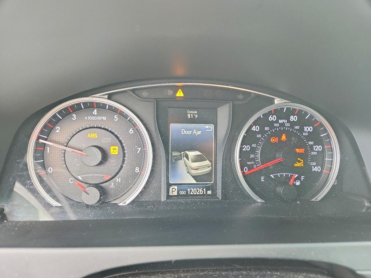 2016 TOYOTA CAMRY