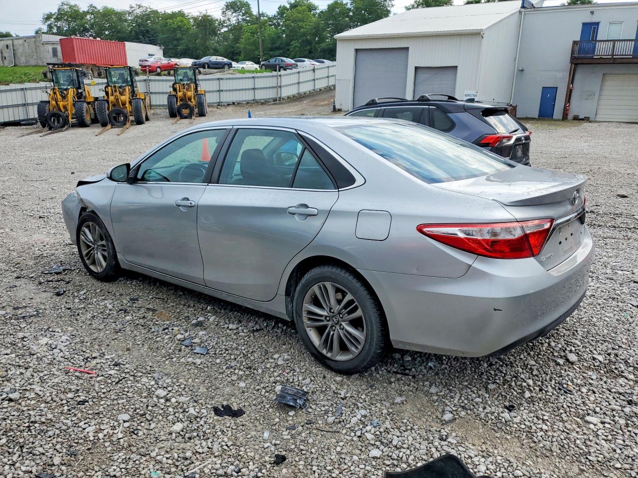 2017 TOYOTA CAMRY