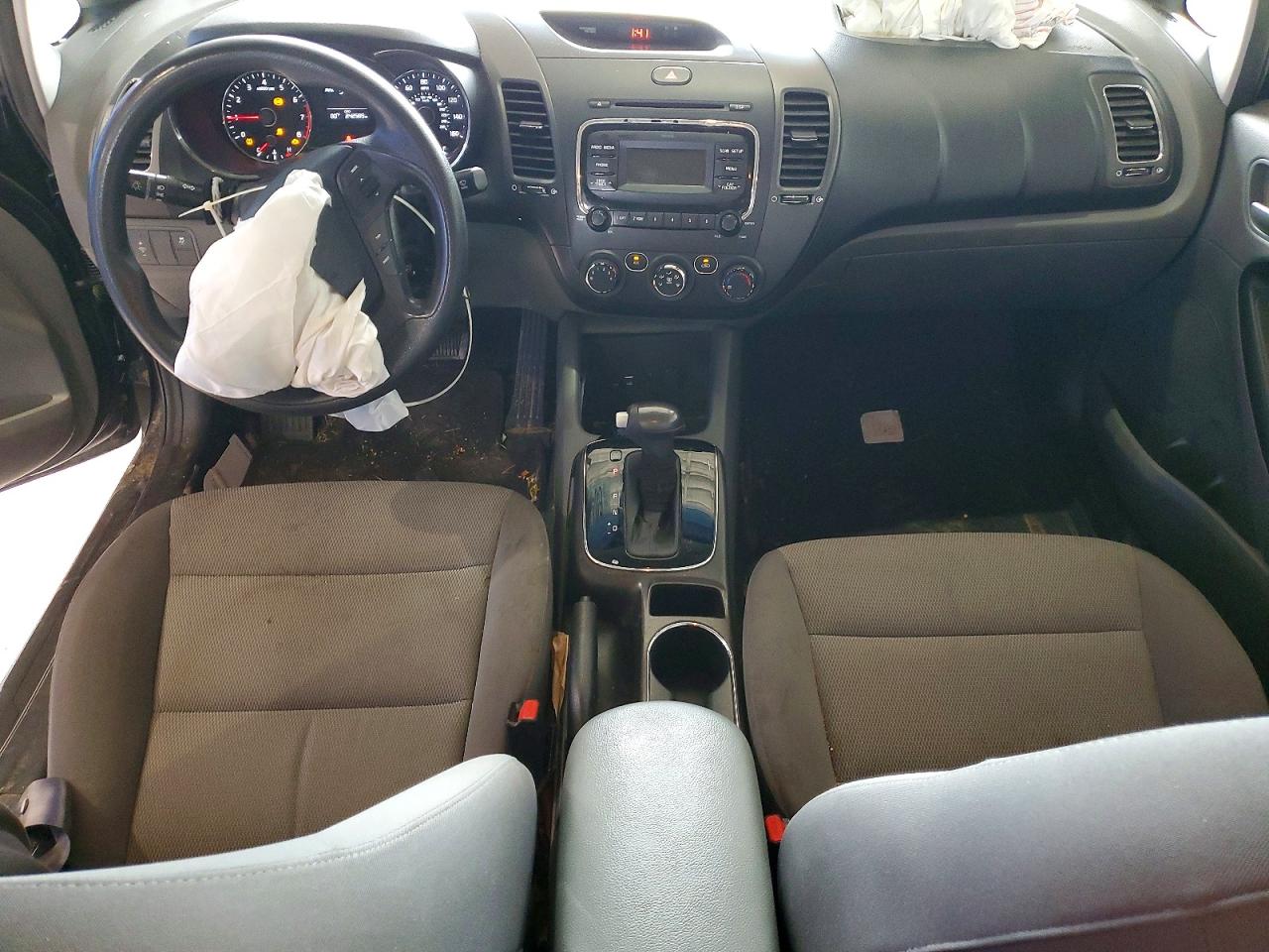 2017 KIA FORTE