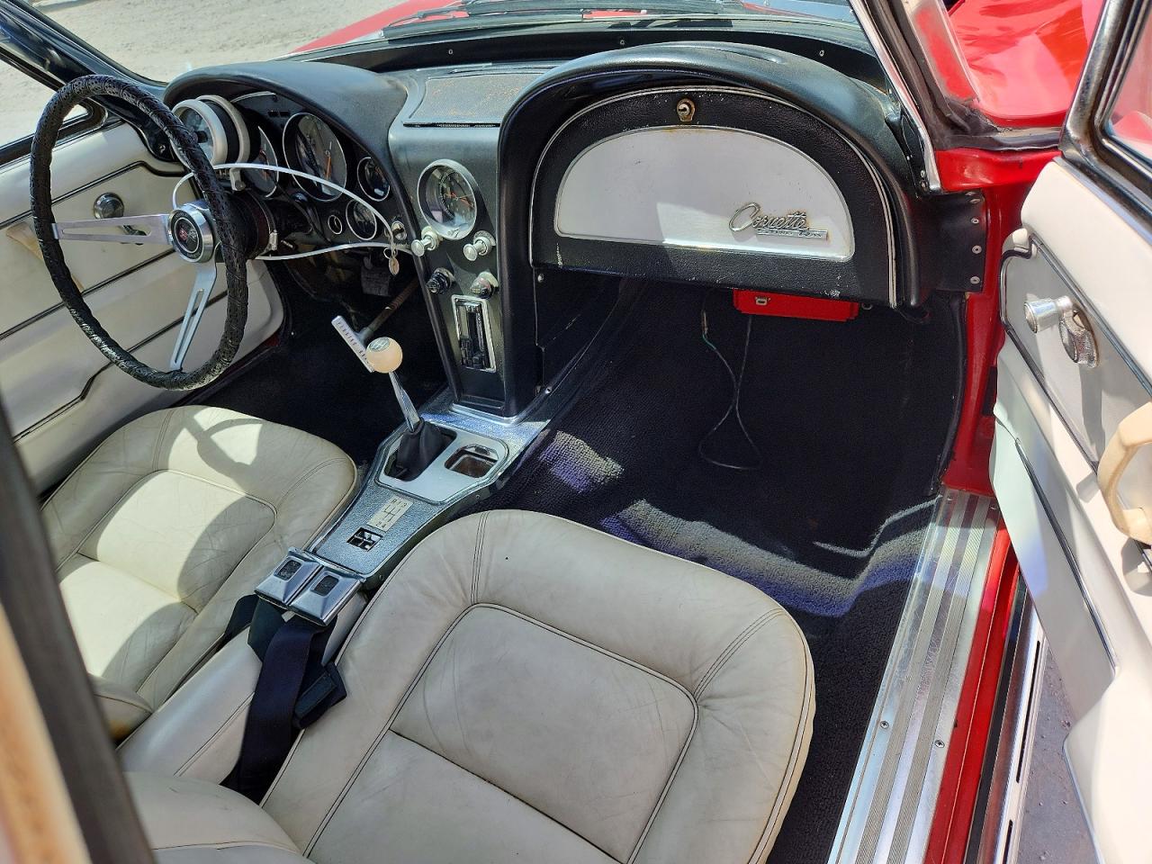 1965 CHEVROLET CORVETTE