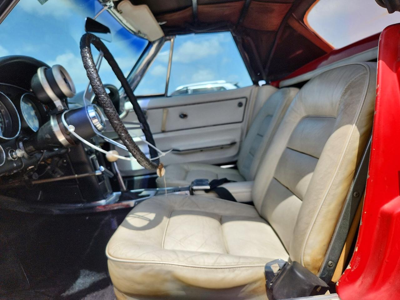 1965 CHEVROLET CORVETTE