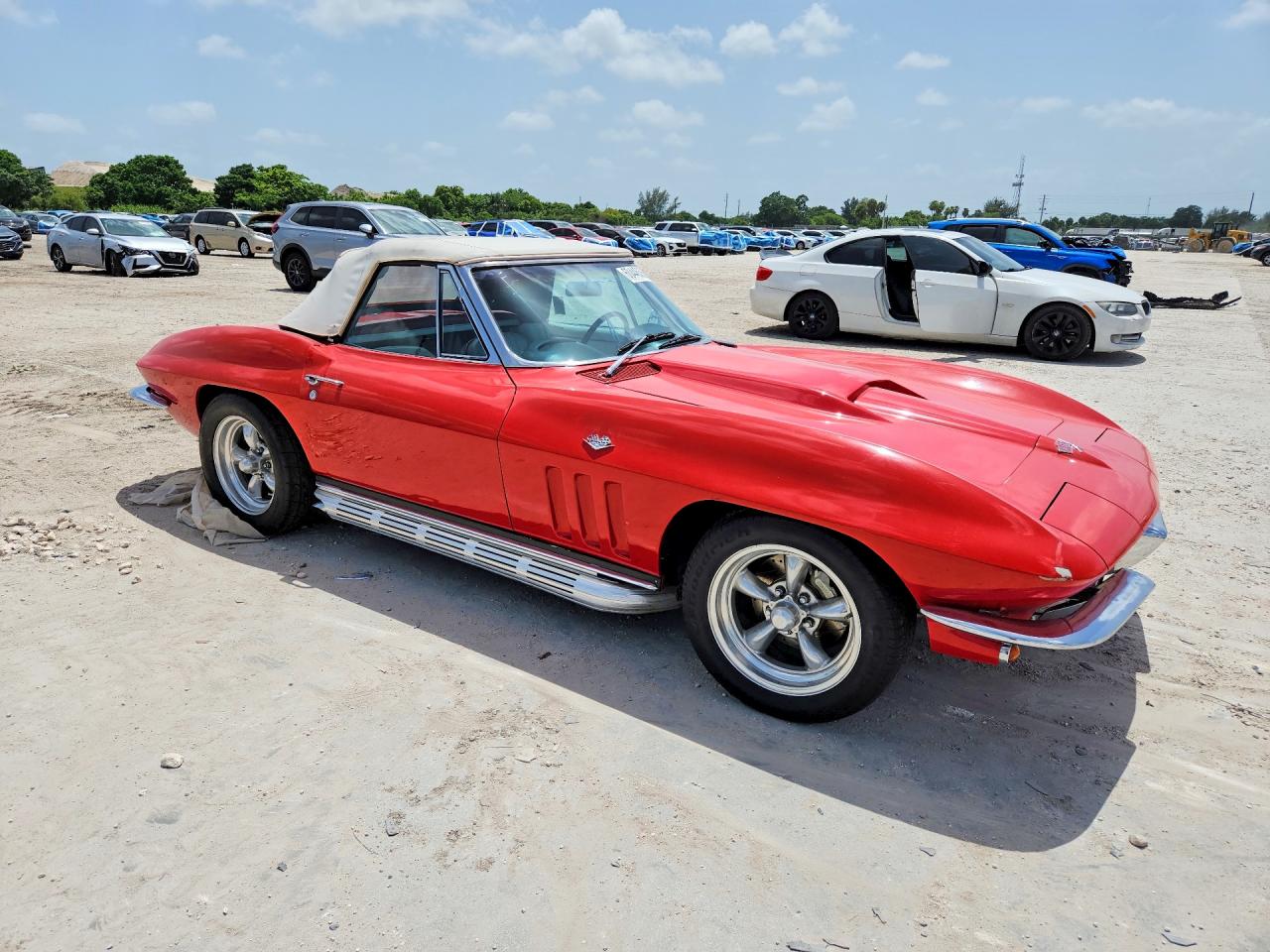 1965 CHEVROLET CORVETTE