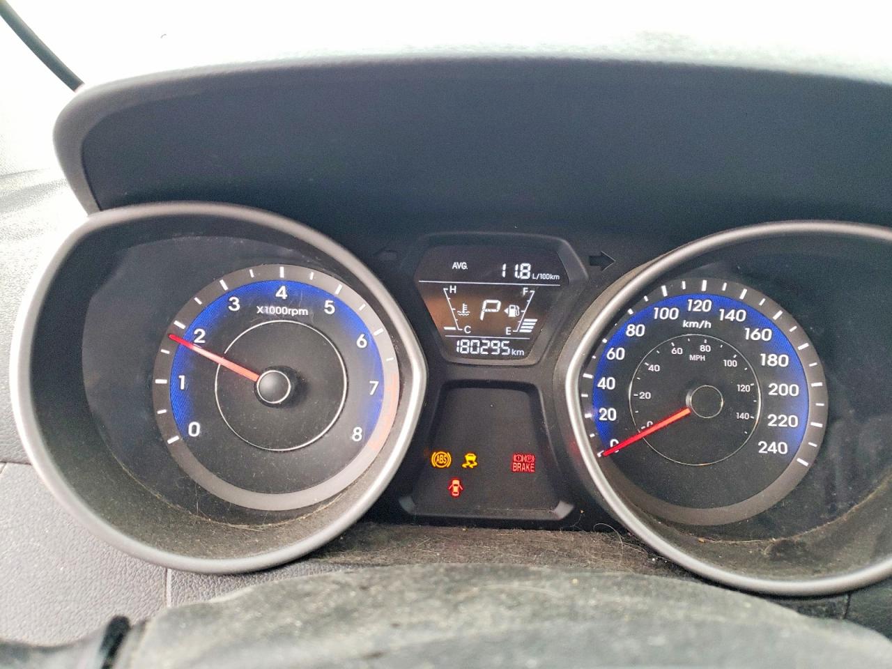 2015 HYUNDAI ELANTRA