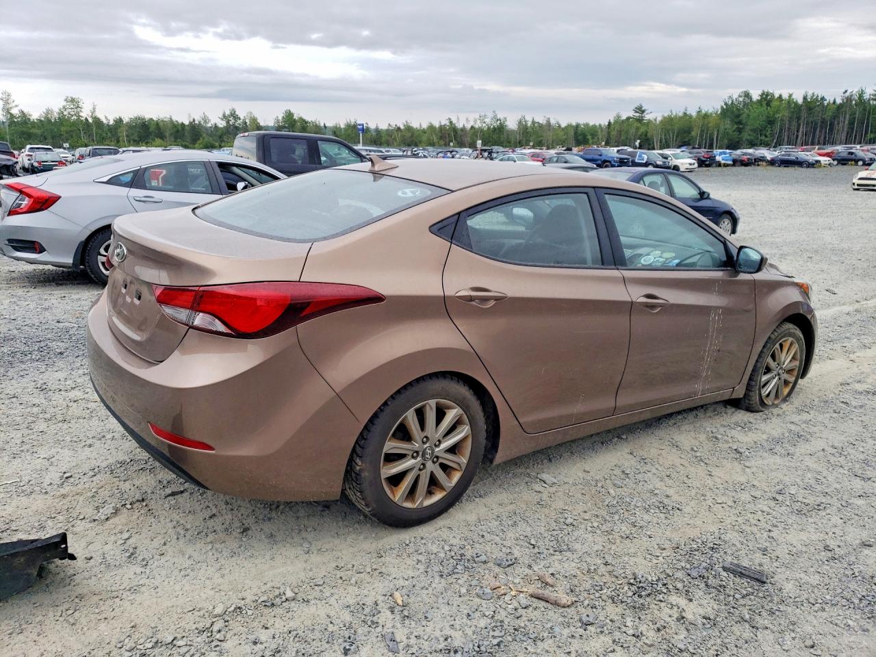 2015 HYUNDAI ELANTRA