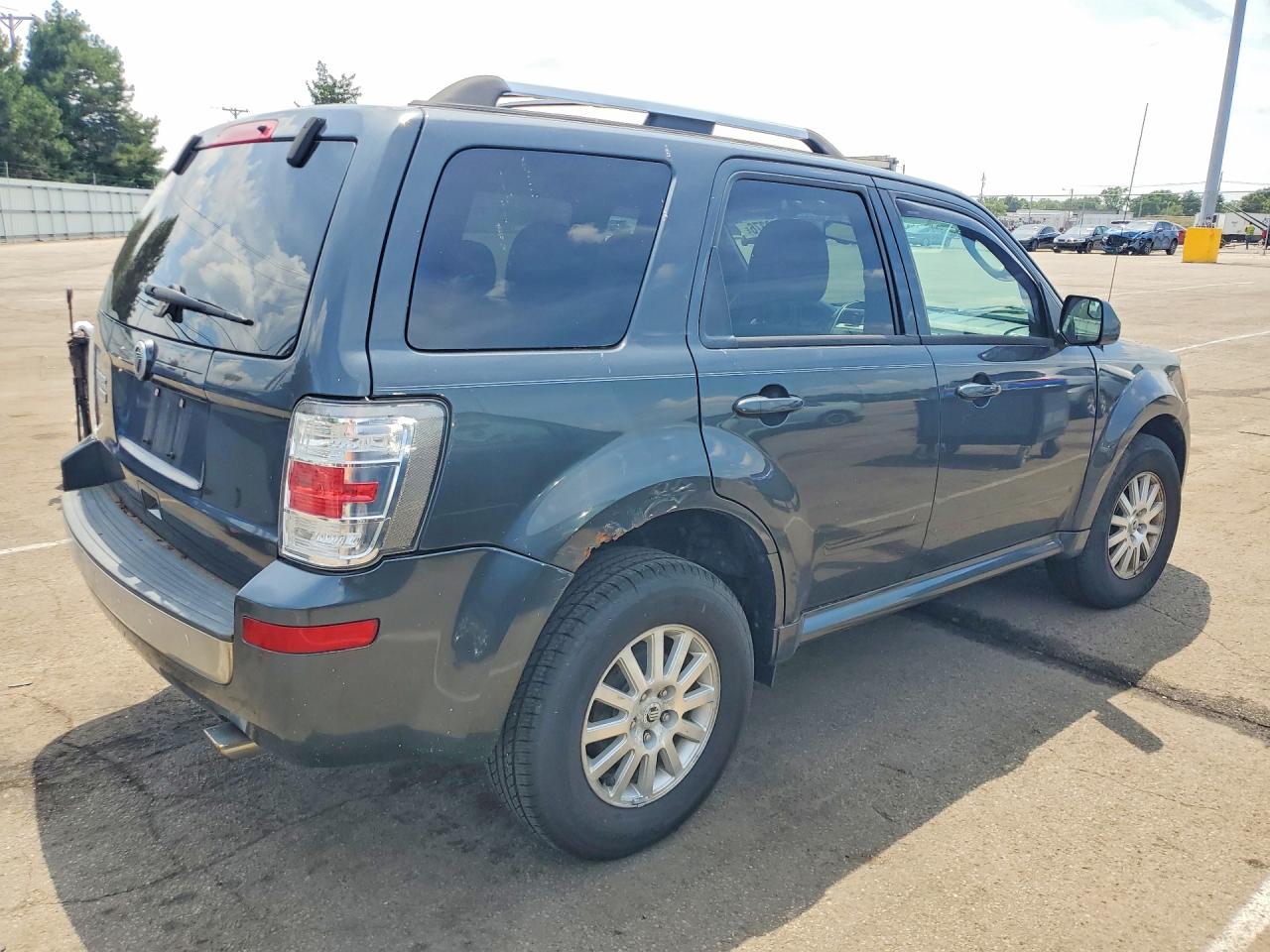 2010 MERCURY MARINER