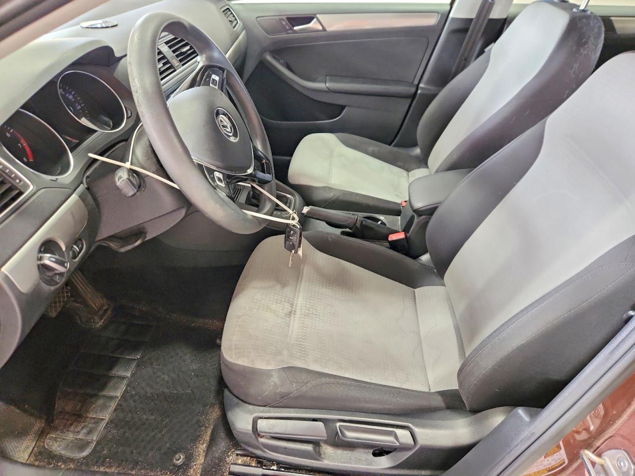 2017 VOLKSWAGEN JETTA