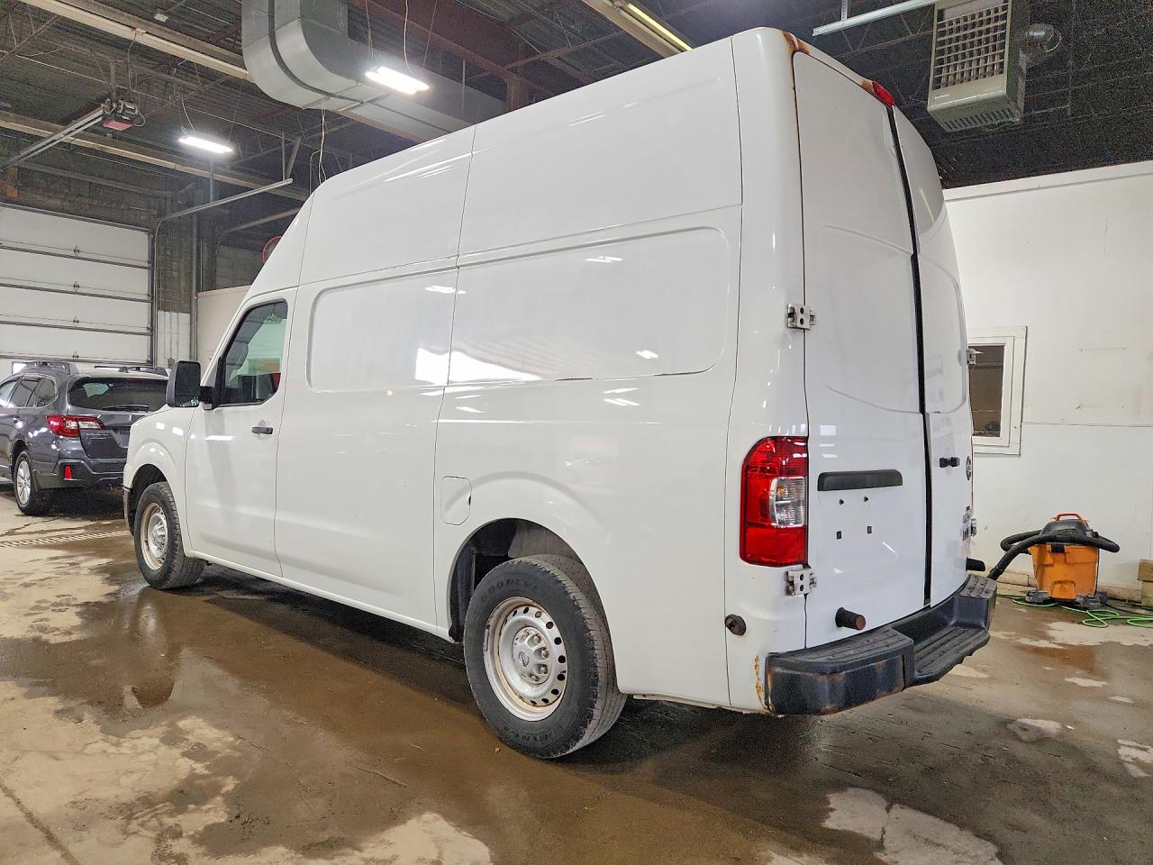 2014 NISSAN NV
