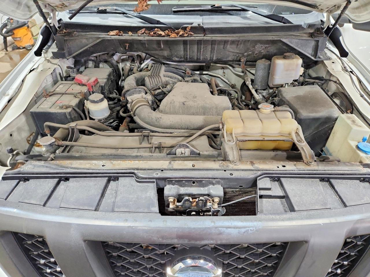 2014 NISSAN NV