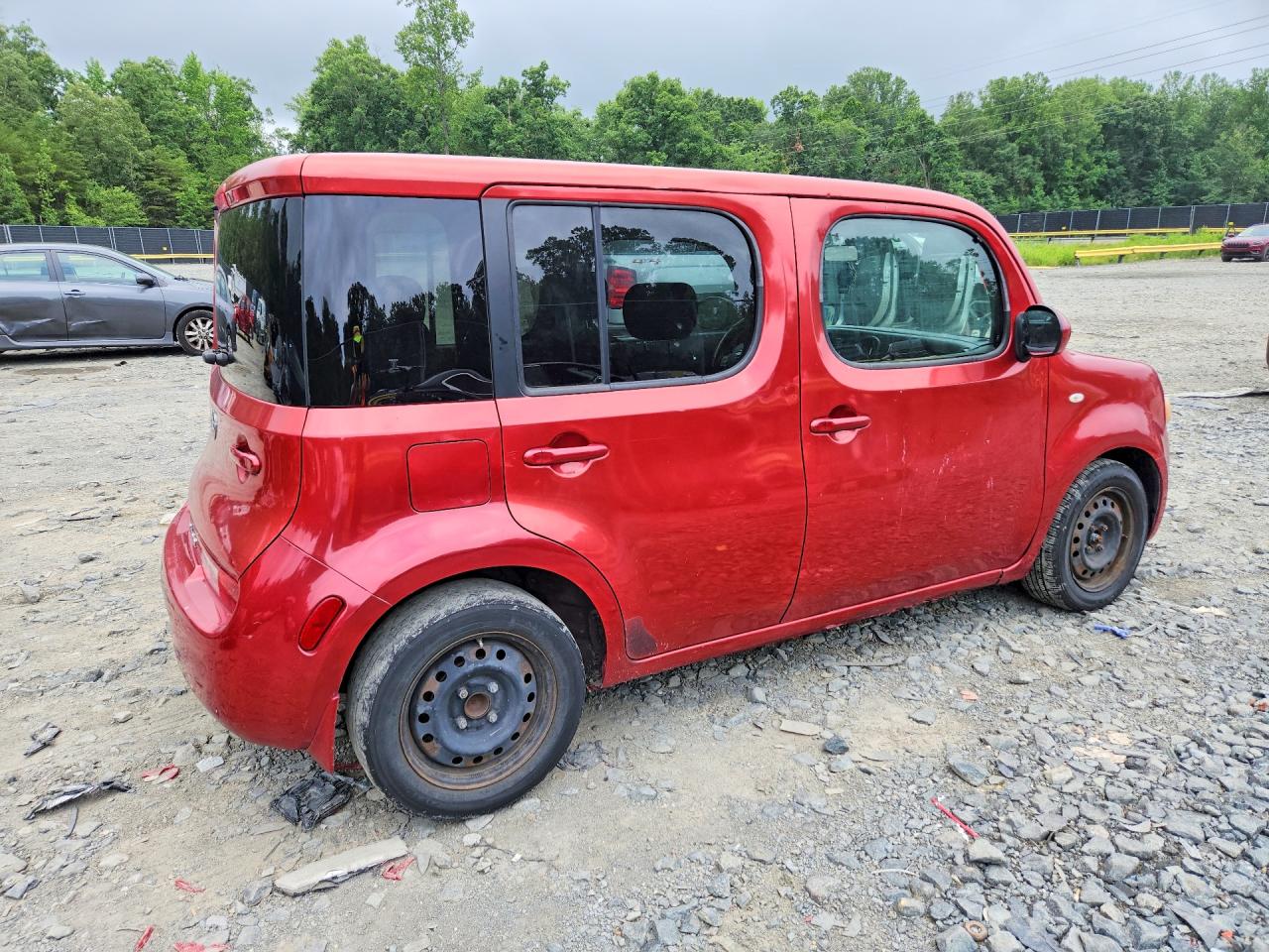 2011 NISSAN CUBE