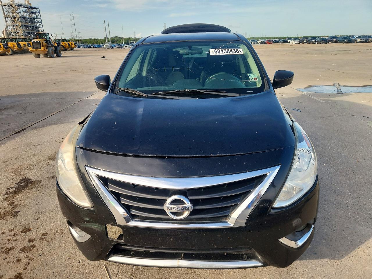 2016 NISSAN VERSA