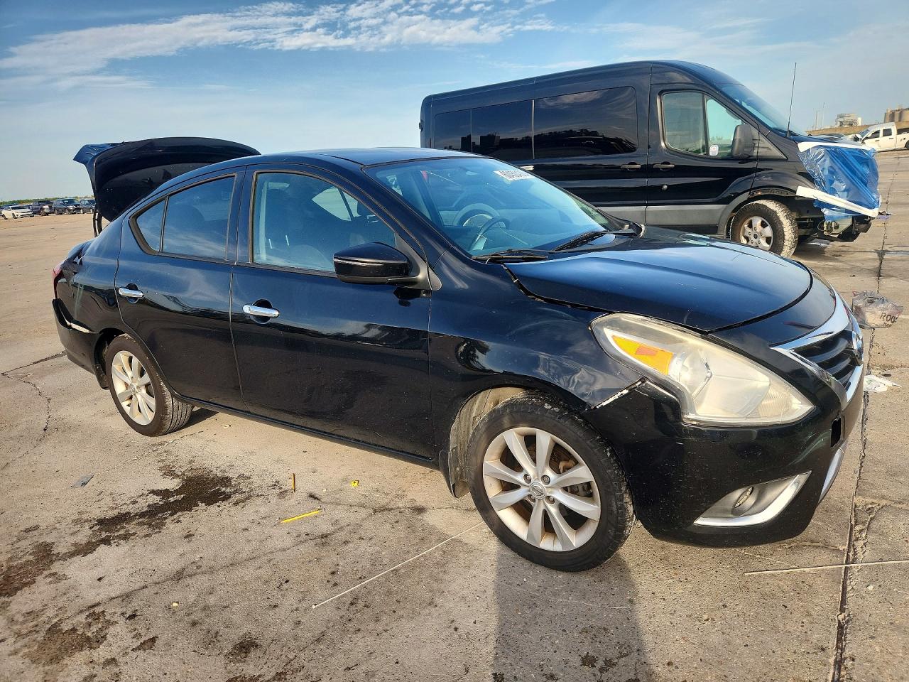 2016 NISSAN VERSA