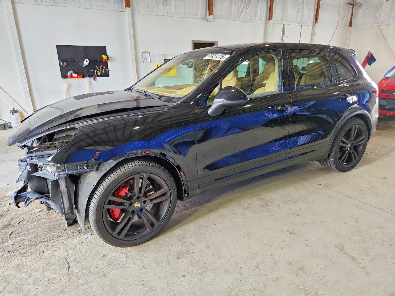 2013 PORSCHE CAYENNE