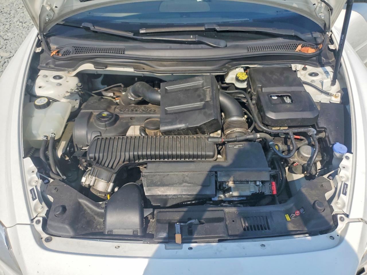 2013 VOLVO C70